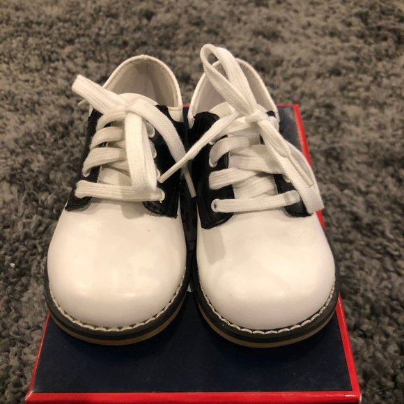 FootMates Other - Boys Footmates Black and White Leather Dress Shoes